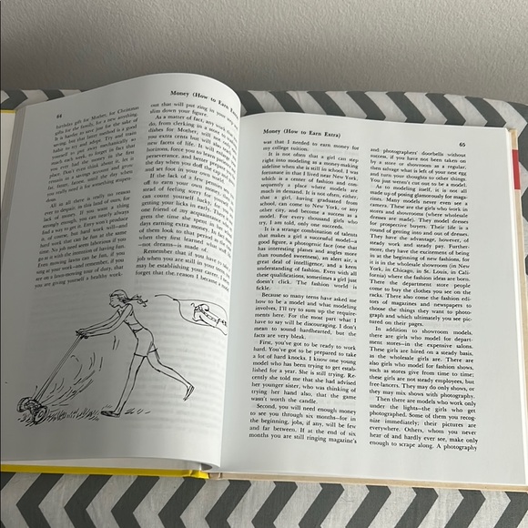 Yellow Teen-Age Popularity Guide Book - Picture 3 of 3